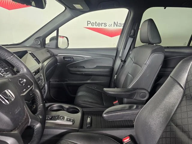 Used 2020 Black Honda EX-L image 5