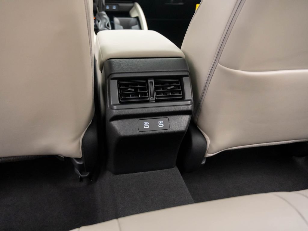 2026 Honda Accord Hybrid EX-L - Photo 20