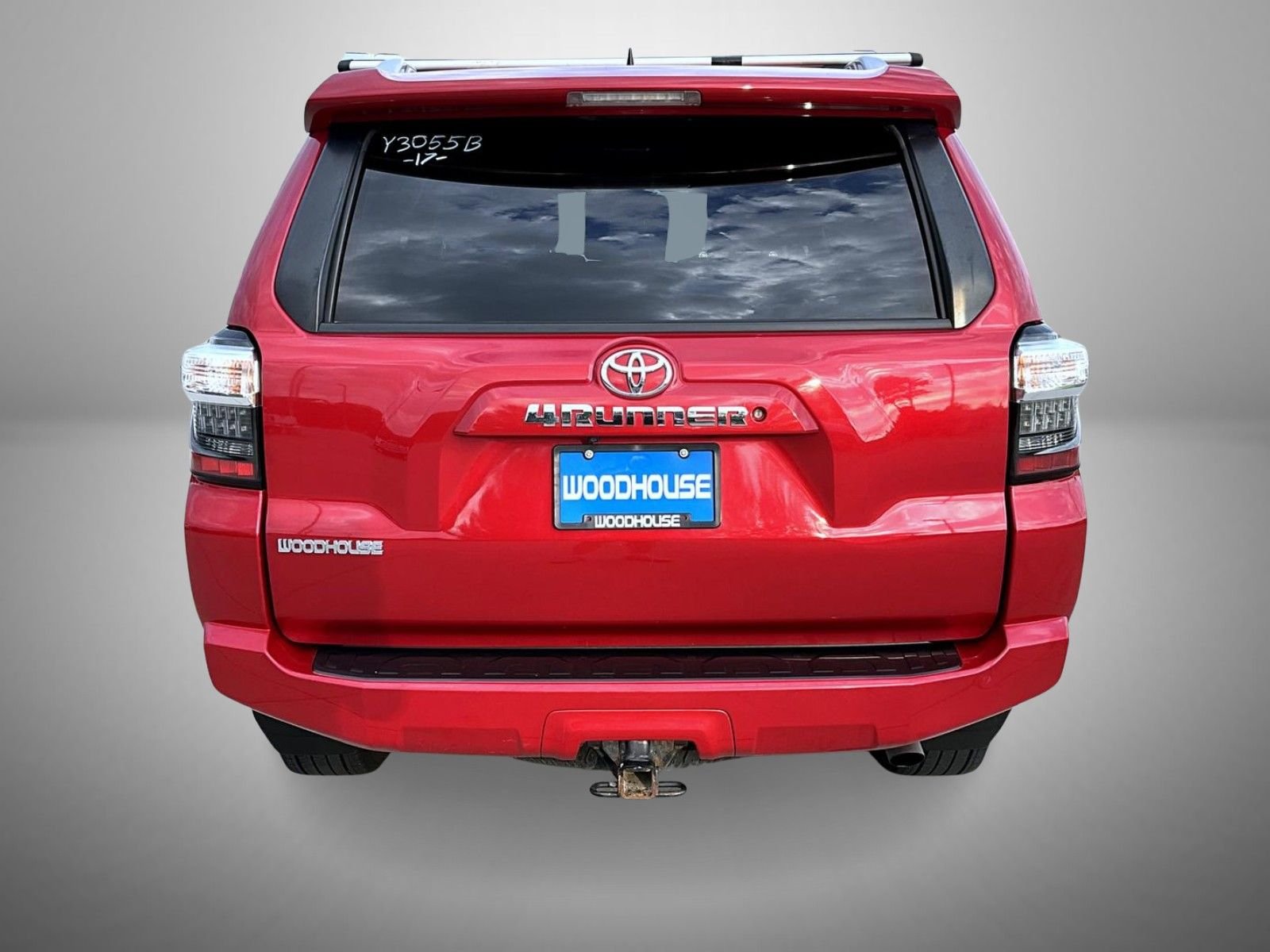 Used 2017 Red Toyota SR5 image 6