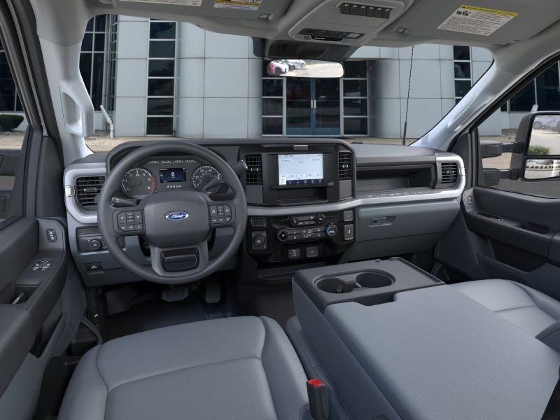 2025 Ford F-450 Super Duty Chassis Cab XL - Photo 9