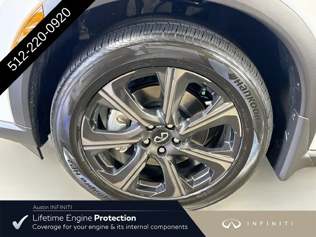 New 2027 White INFINITI Autograph image 43