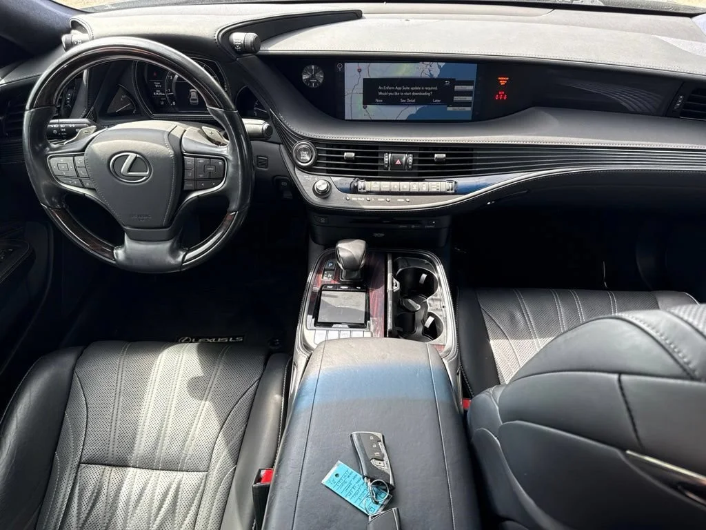 Used 2018  Lexus LS 500 image 15