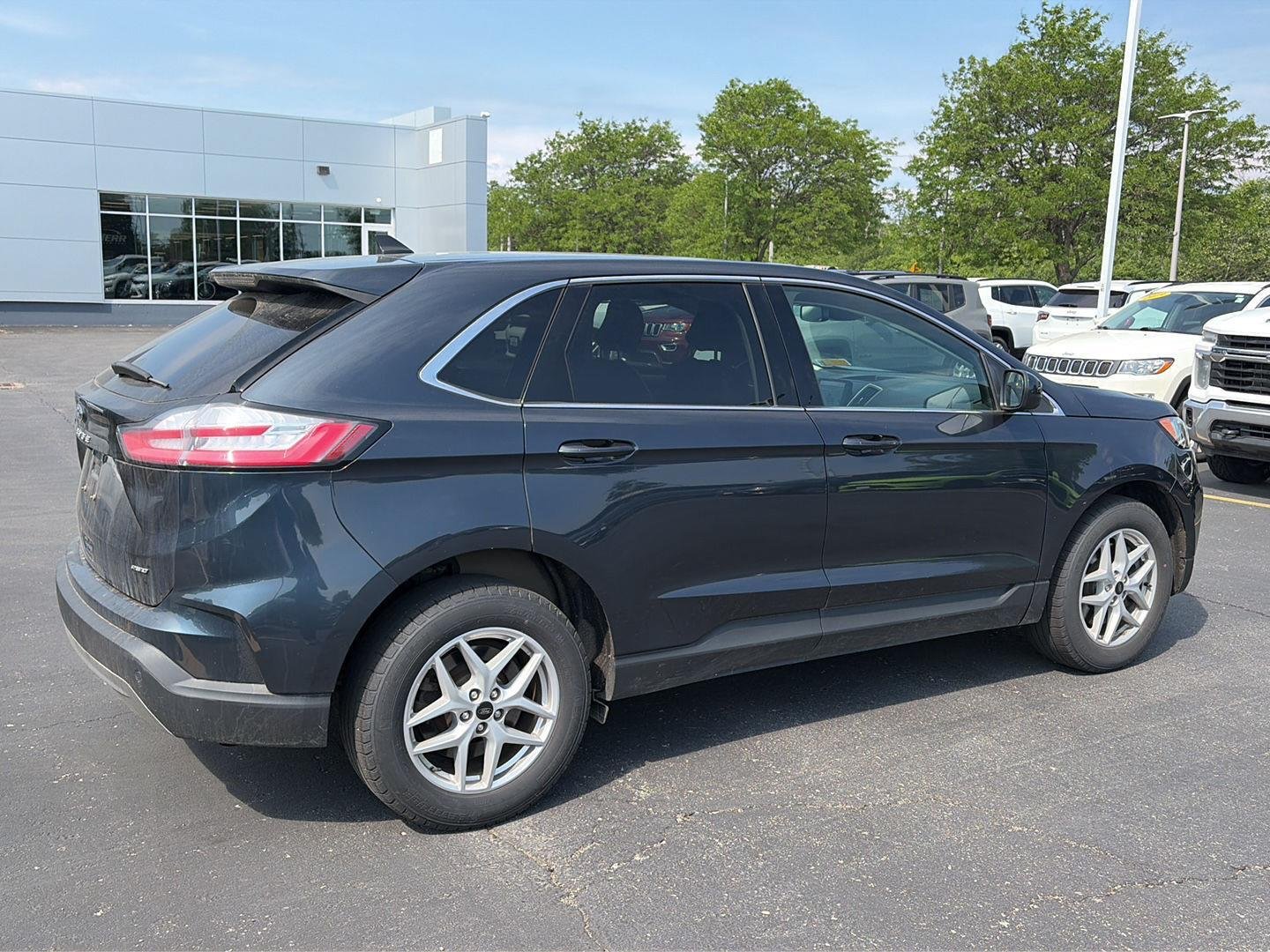 Used 2024 Stone Blue Ford SEL image 6