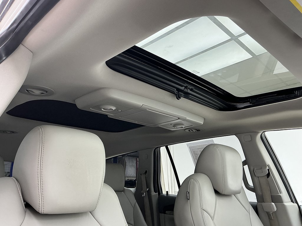 Used 2015 White Opal Buick Premium image 25