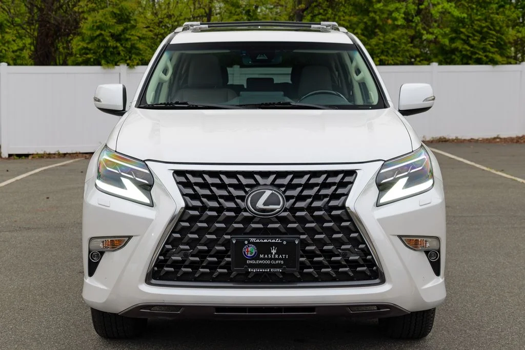 Used 2023 White Pearl Lexus 460 image 2