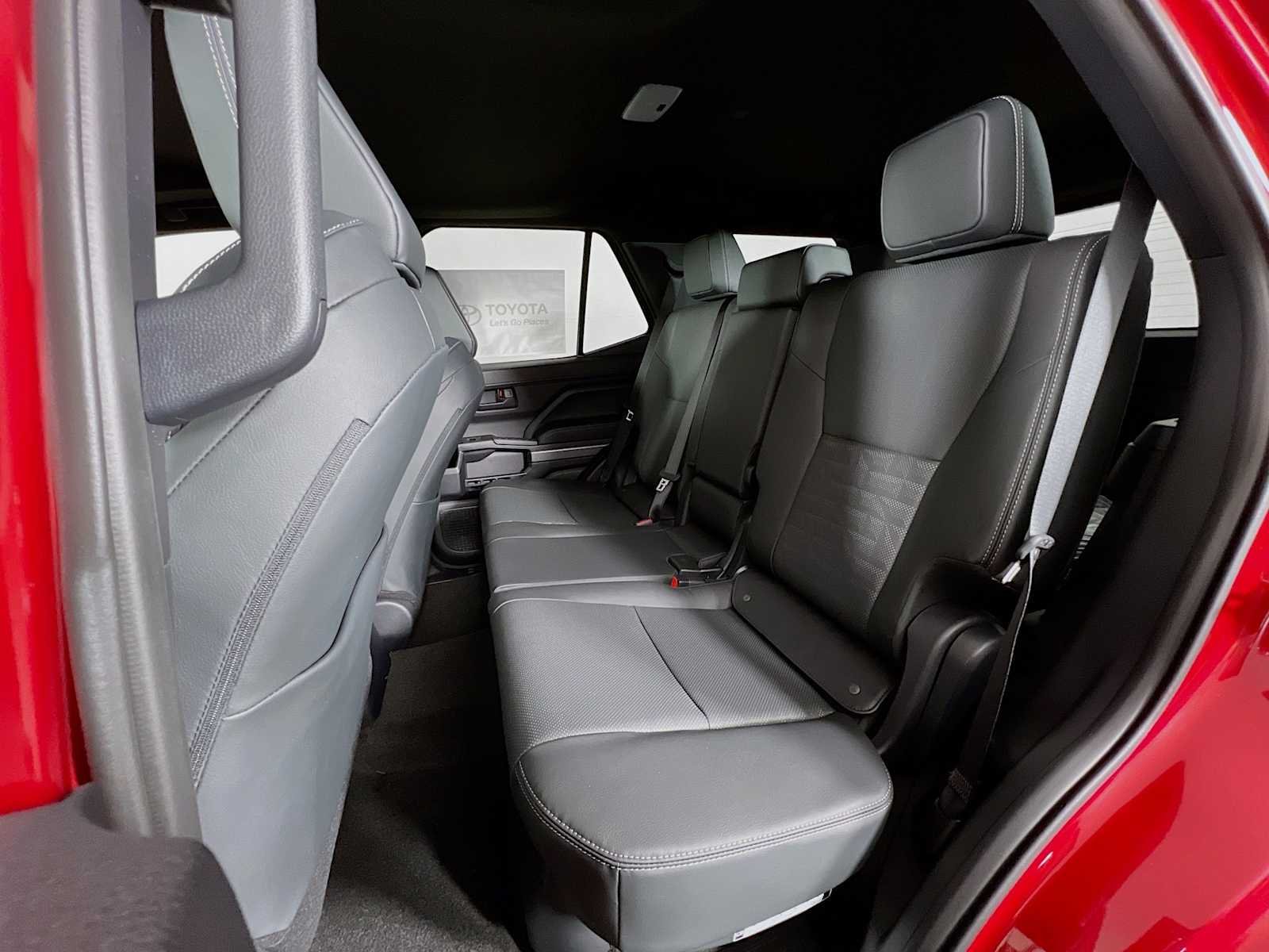 2026 Toyota 4Runner — photo 14