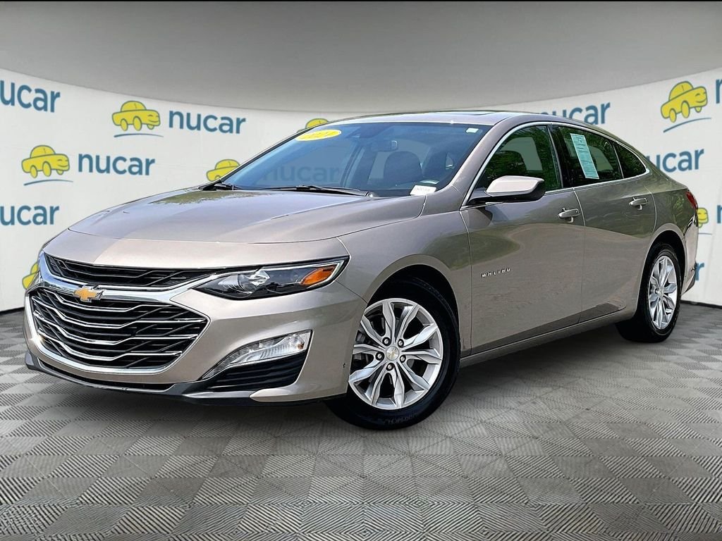 Used 2024 Gray Chevrolet LT image 3