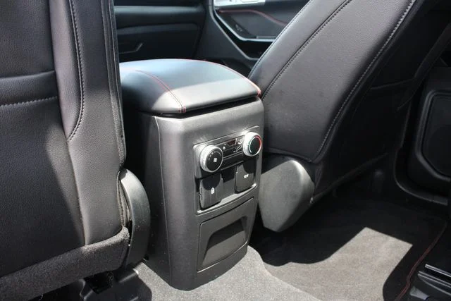 Used 2023 Gray Ford ST-Line image 24