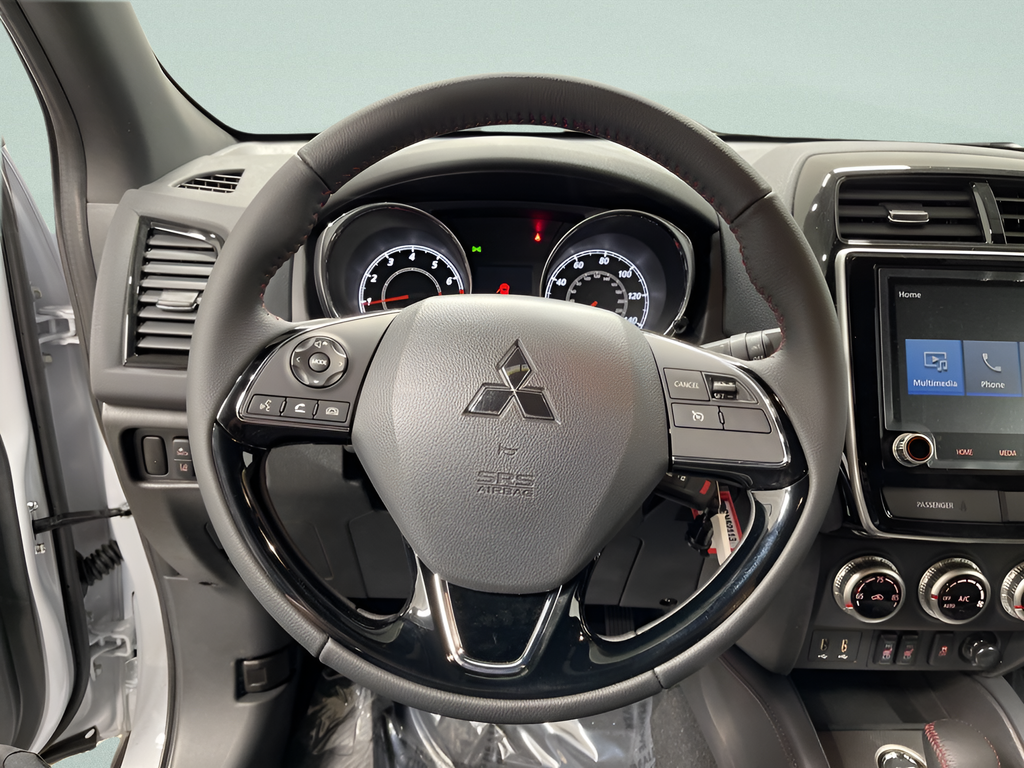 New 2026 White Diamond Mitsubishi  image 6