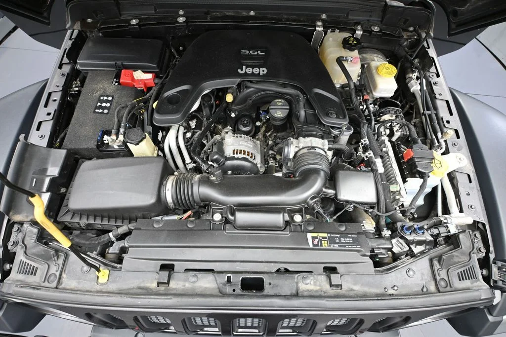 Used 2020 Gray Jeep Unlimited Rubicon image 46