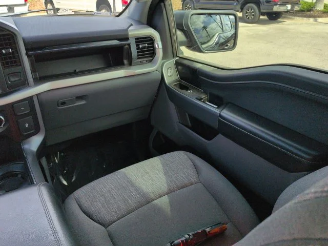 Used 2021 Blue Ford XLT image 16