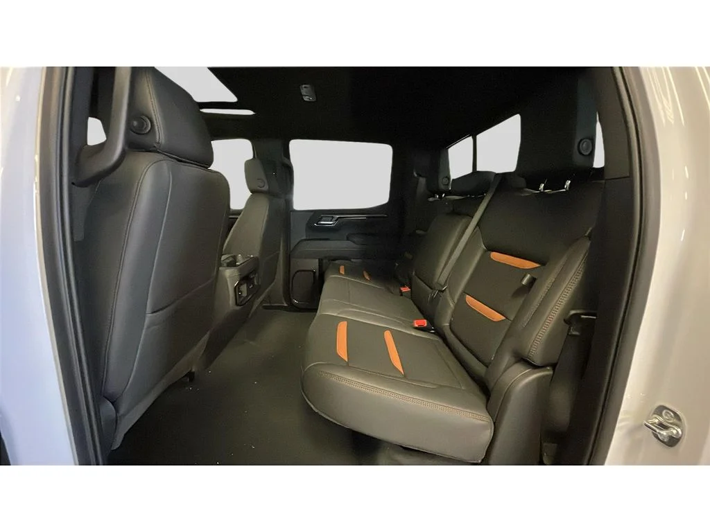 Used 2025 Summit White GMC AT4 image 14