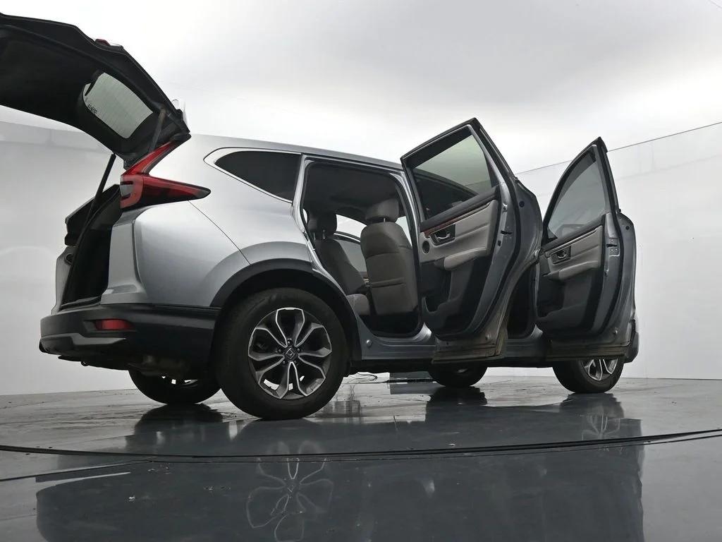 Used 2022 Silver Honda EX-L image 28