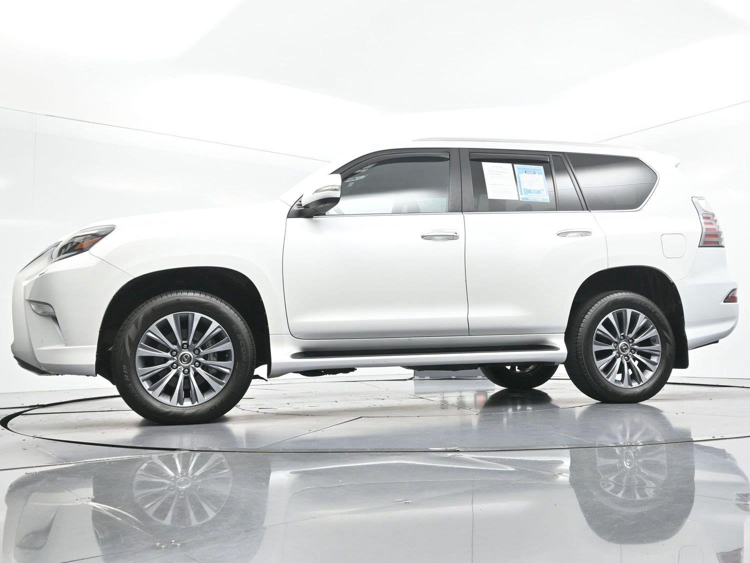 Used 2021 Starfire Pearl Lexus GX 460 Luxury image 58