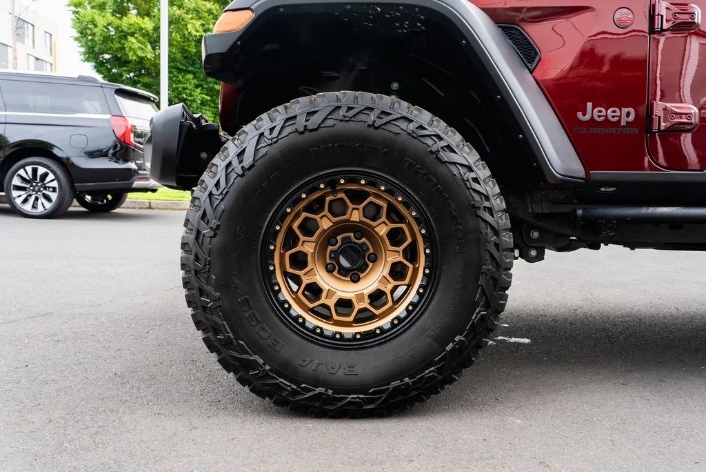 Used 2021 Red Jeep Rubicon image 7