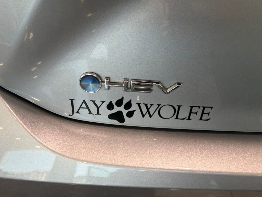 Certified Used 2025 Silver Toyota LE image 26
