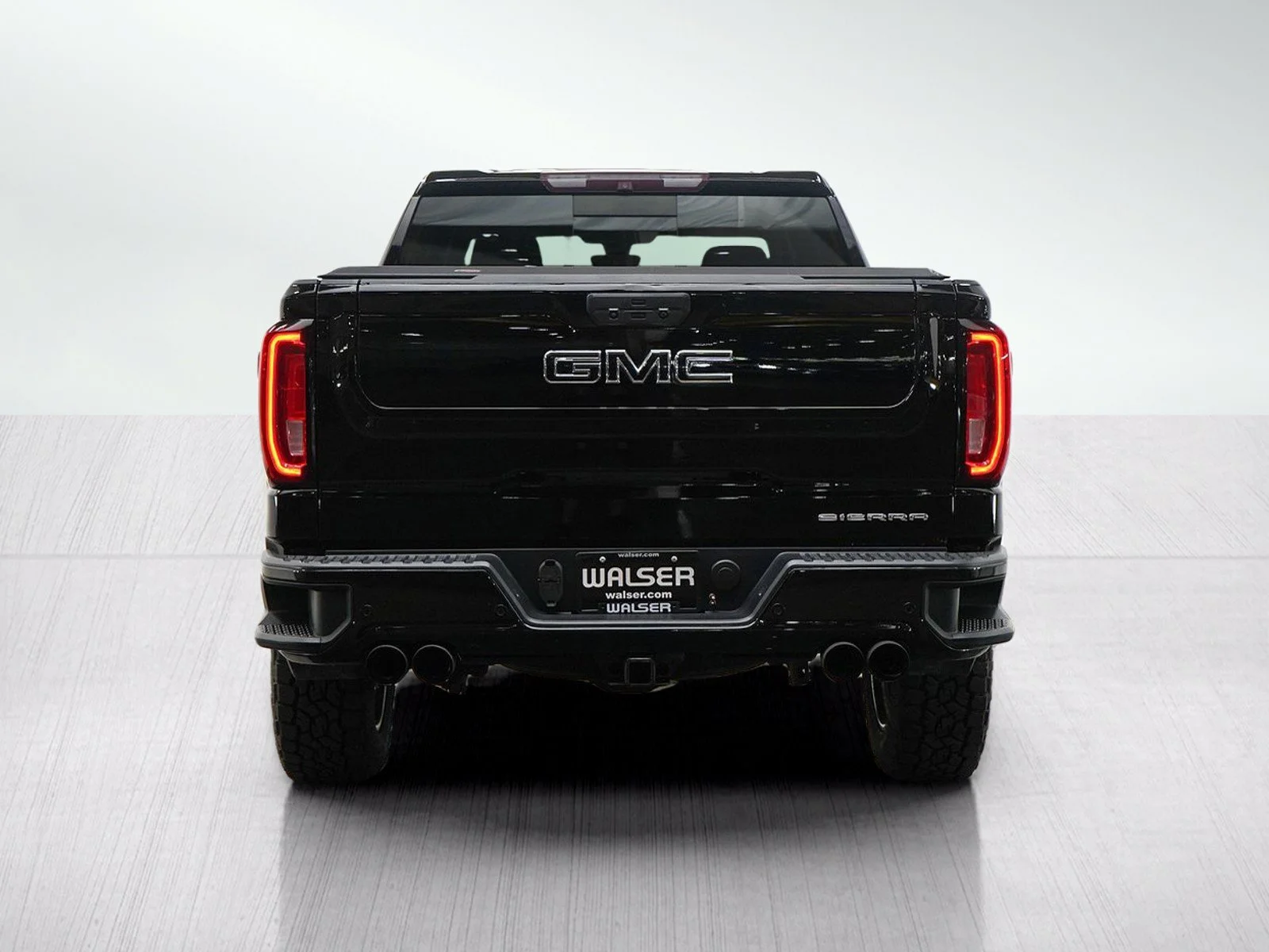 Used 2019 Black GMC Denali image 4