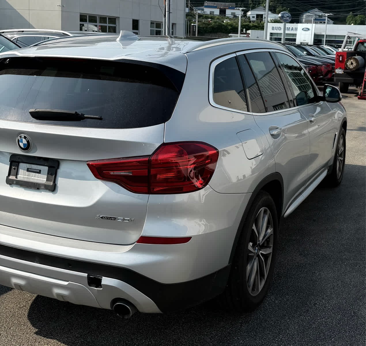 Used 2019 Glacier Silver Metallic BMW xDrive30i image 6
