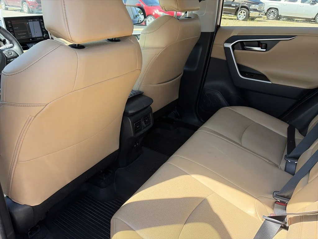 Used 2020 Red Toyota Limited image 27