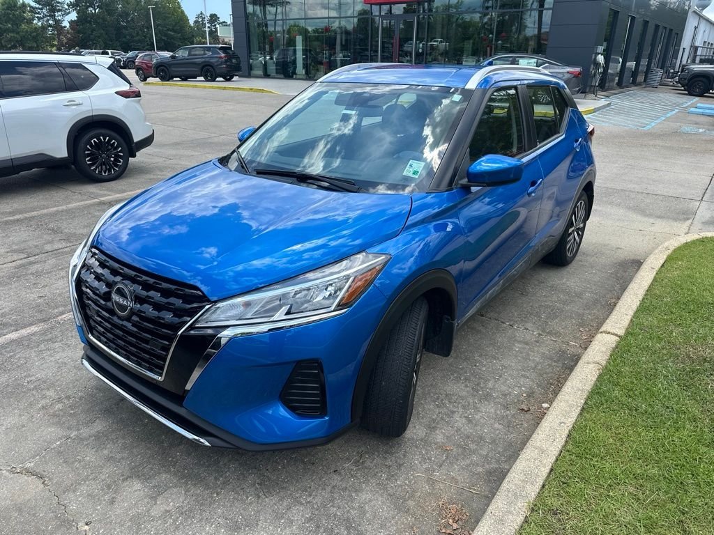2023 Nissan Kicks SV