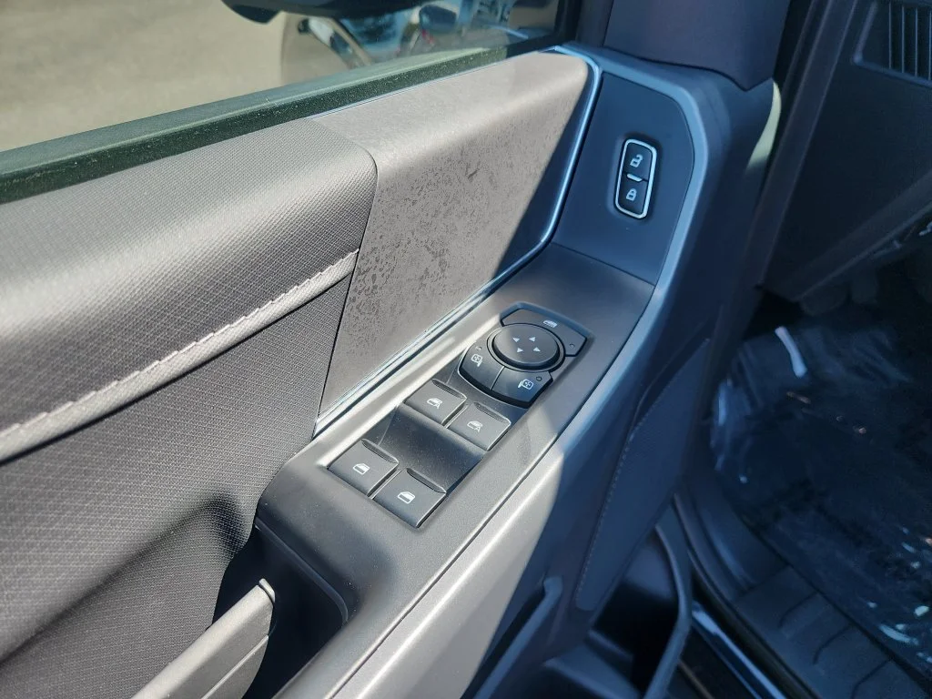 New 2026 Blue Ford XLT image 16