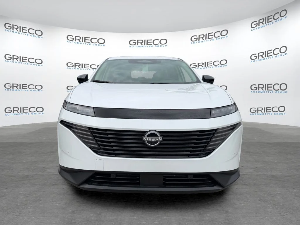 New 2026 Everest White Pearl TriCoat Nissan SL image 1