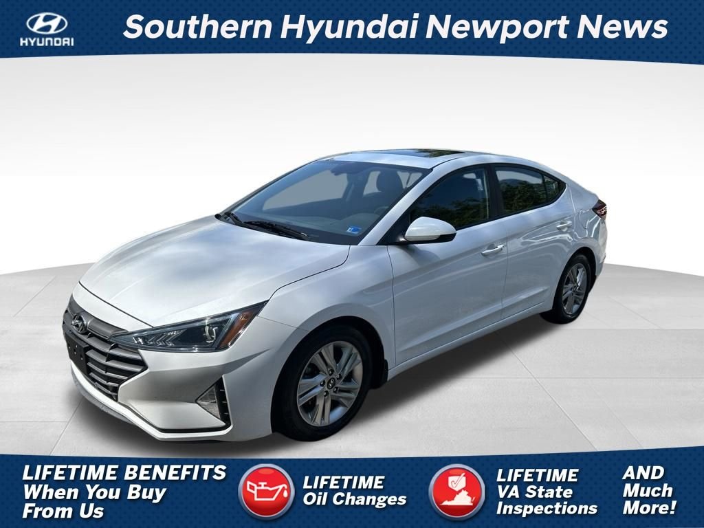 Used 2020 White Hyundai Value Edition image 1