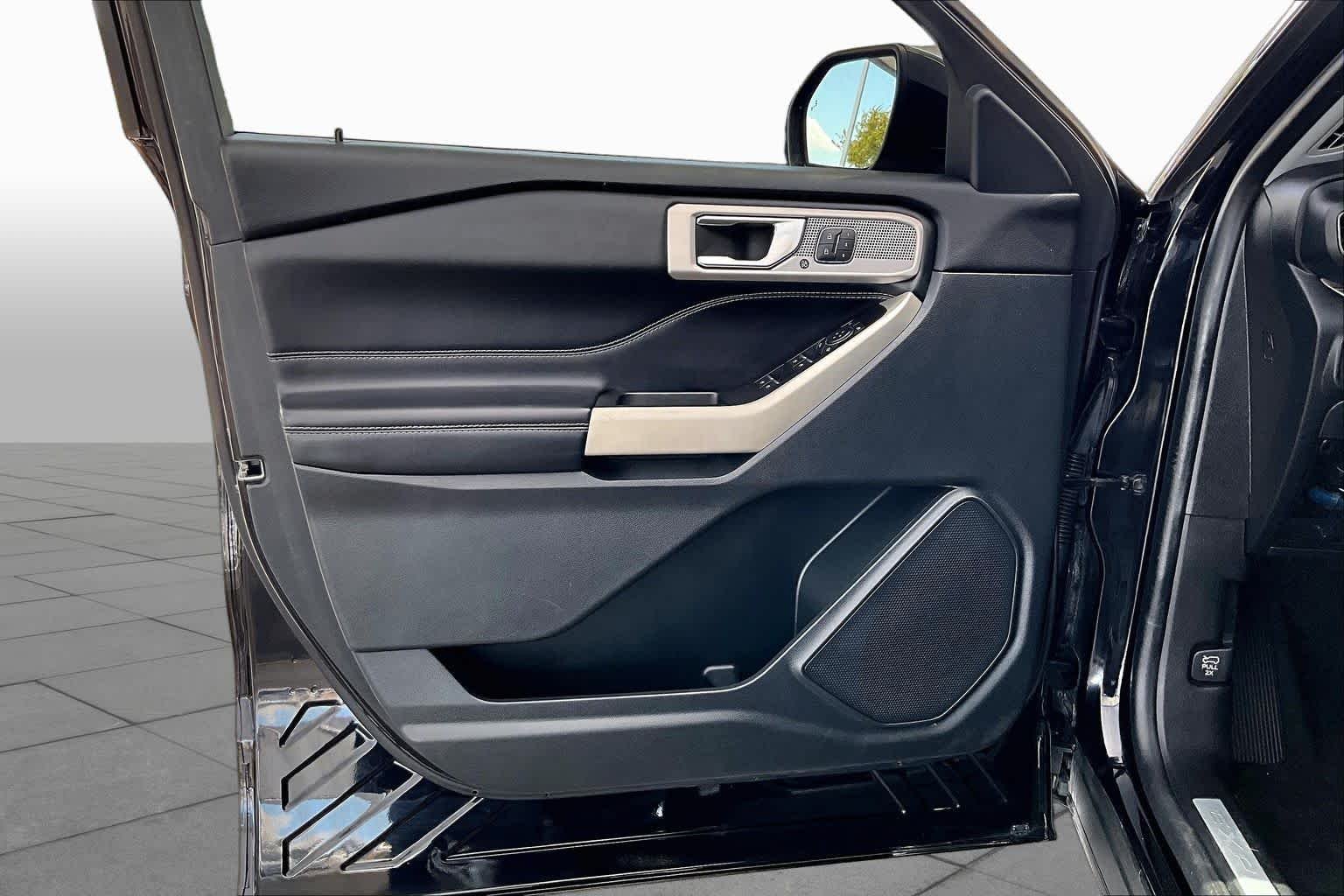 Used 2021 Agate Black Metallic Ford Limited image 22