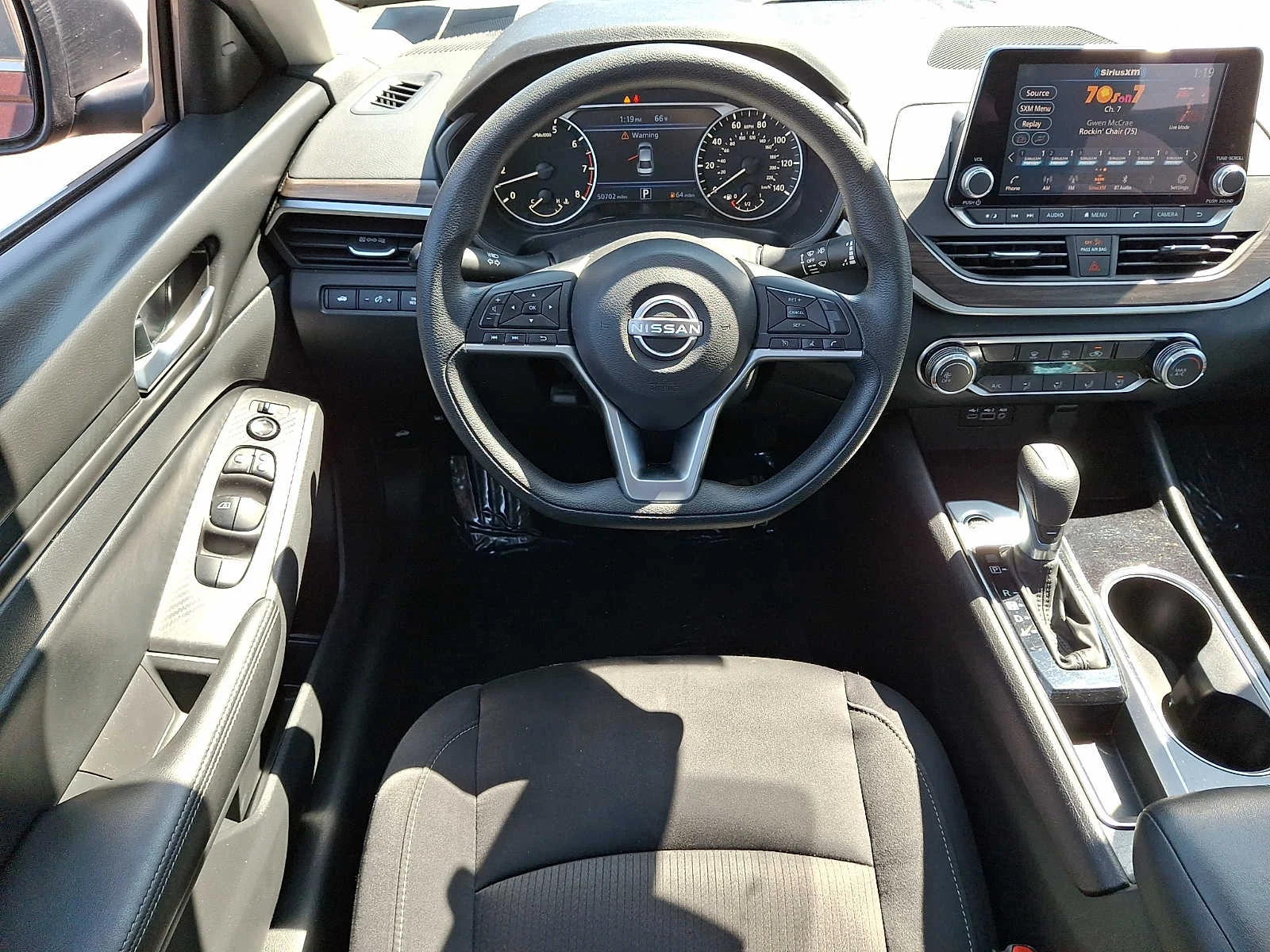 2024 Nissan Altima SV - Photo 12