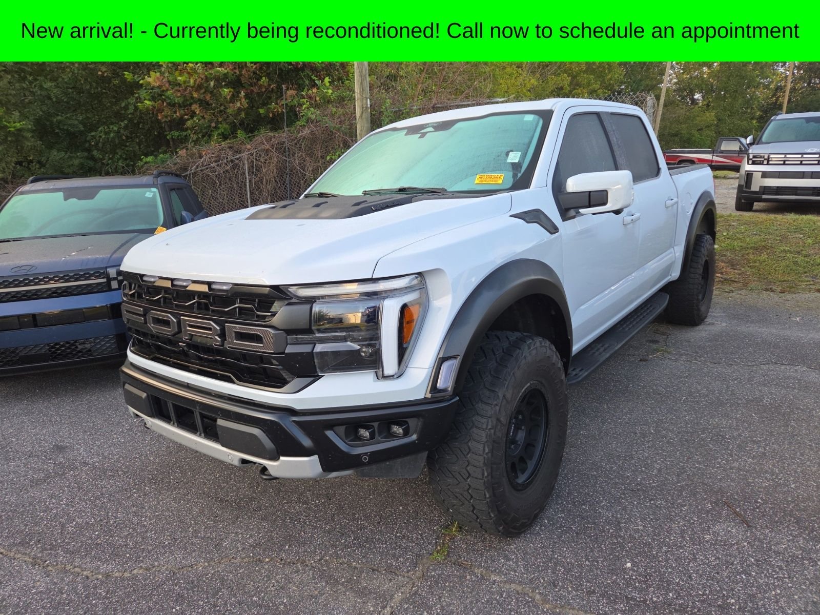 Used 2025 White Metallic Ford Raptor image 3