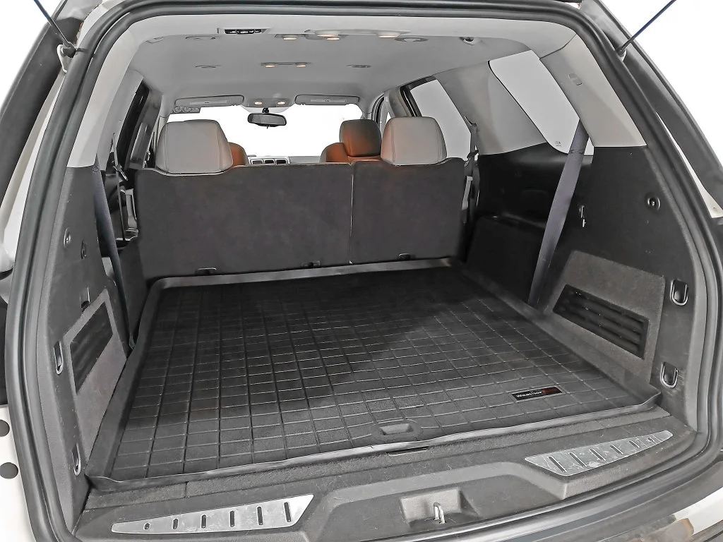 Used 2007 White GMC SLE 1 image 8