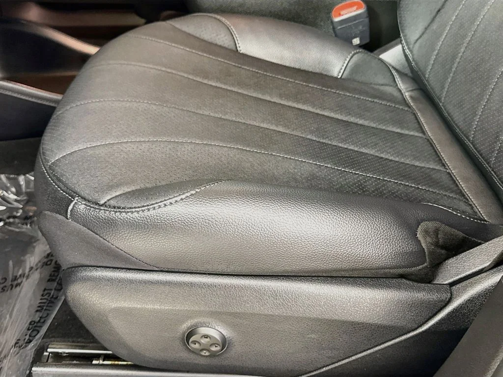 Used 2023 Black Mercedes-Benz 350+ SUV image 20