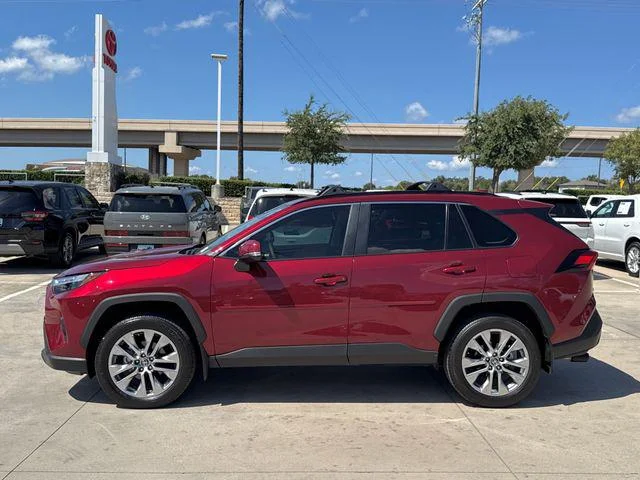 Certified Used 2025 RED MC. Toyota XLE Premium image 40
