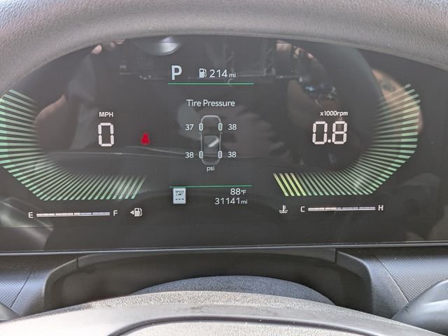 Certified Used 2025 White Kia LXS image 20