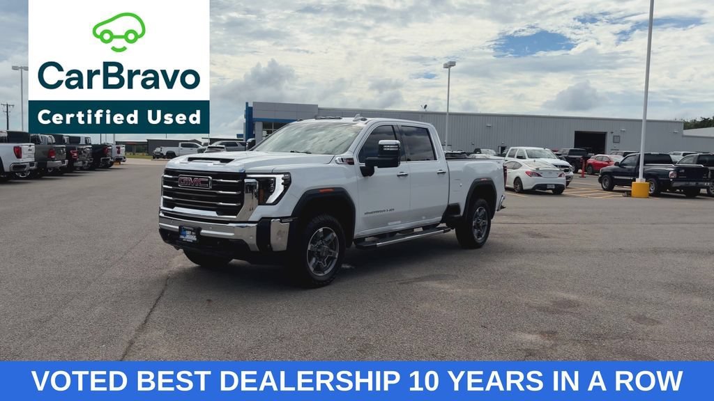 Certified Used 2025 Summit White GMC SLT image 4