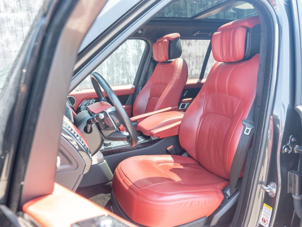 Used 2021 Gray Land Rover Autobiography image 20