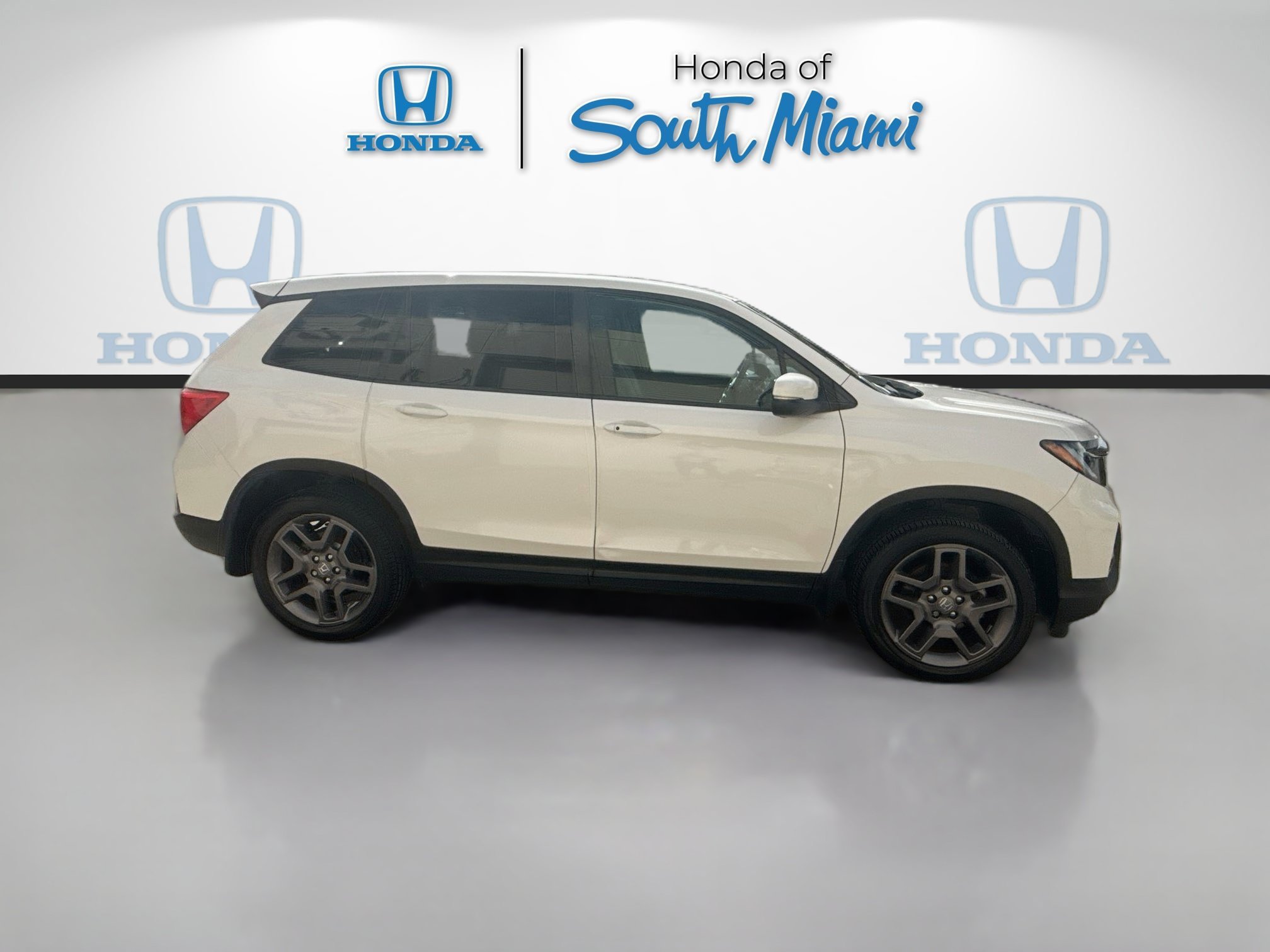 2023 Honda Passport EX-L - Photo 8