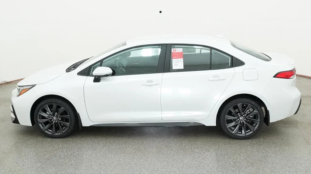 New 2026 Wind Chill Pearl Toyota SE image 3