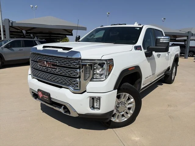 Used 2023 White GMC Denali image 2