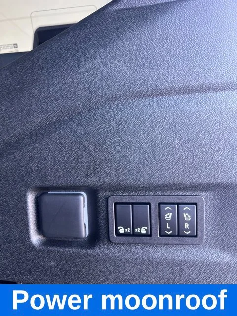 Used 2023 ONYX BLACK GMC Denali Ultimate image 23