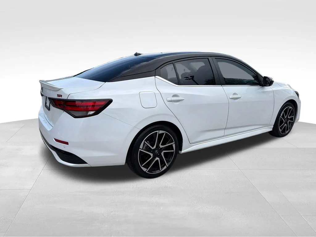 Certified Used 2024 White Nissan SR image 8
