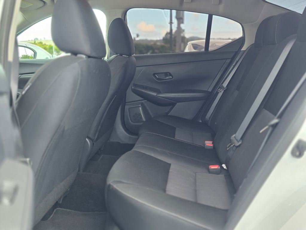 2025 Nissan Sentra SV - Photo 15