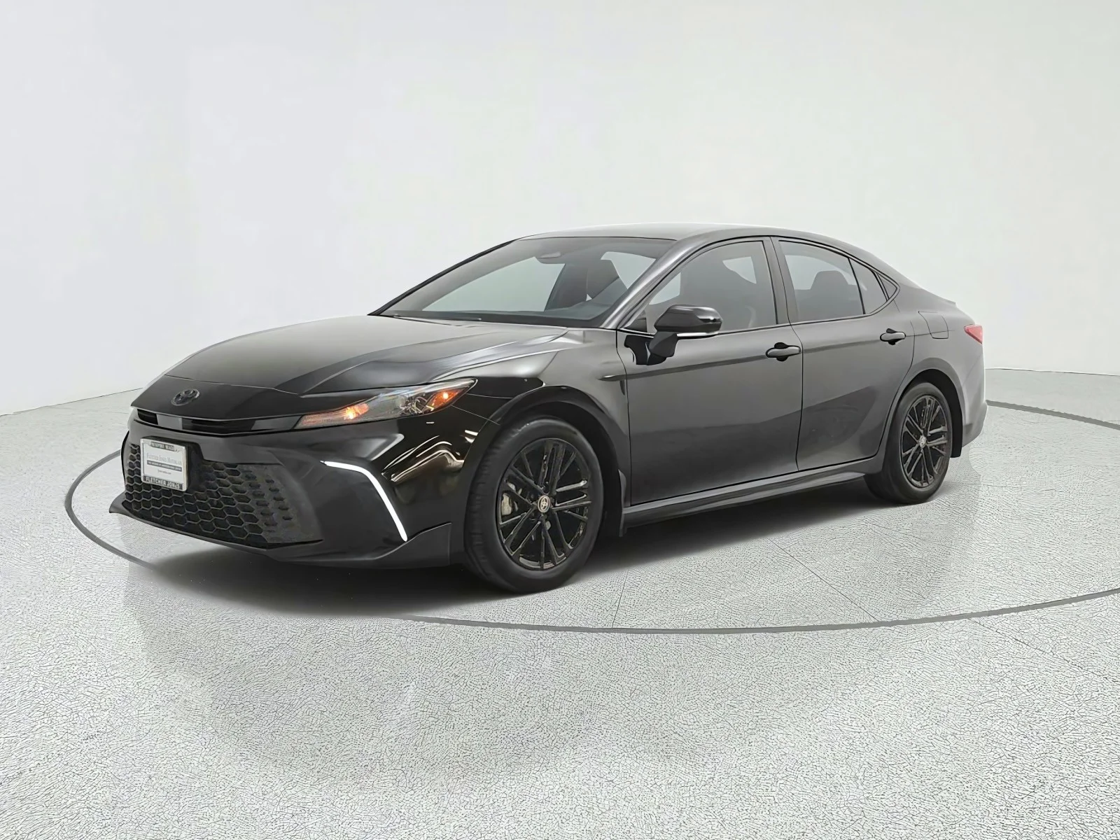 Used 2025 Midnight Black Metallic Toyota SE (Natl) image 1