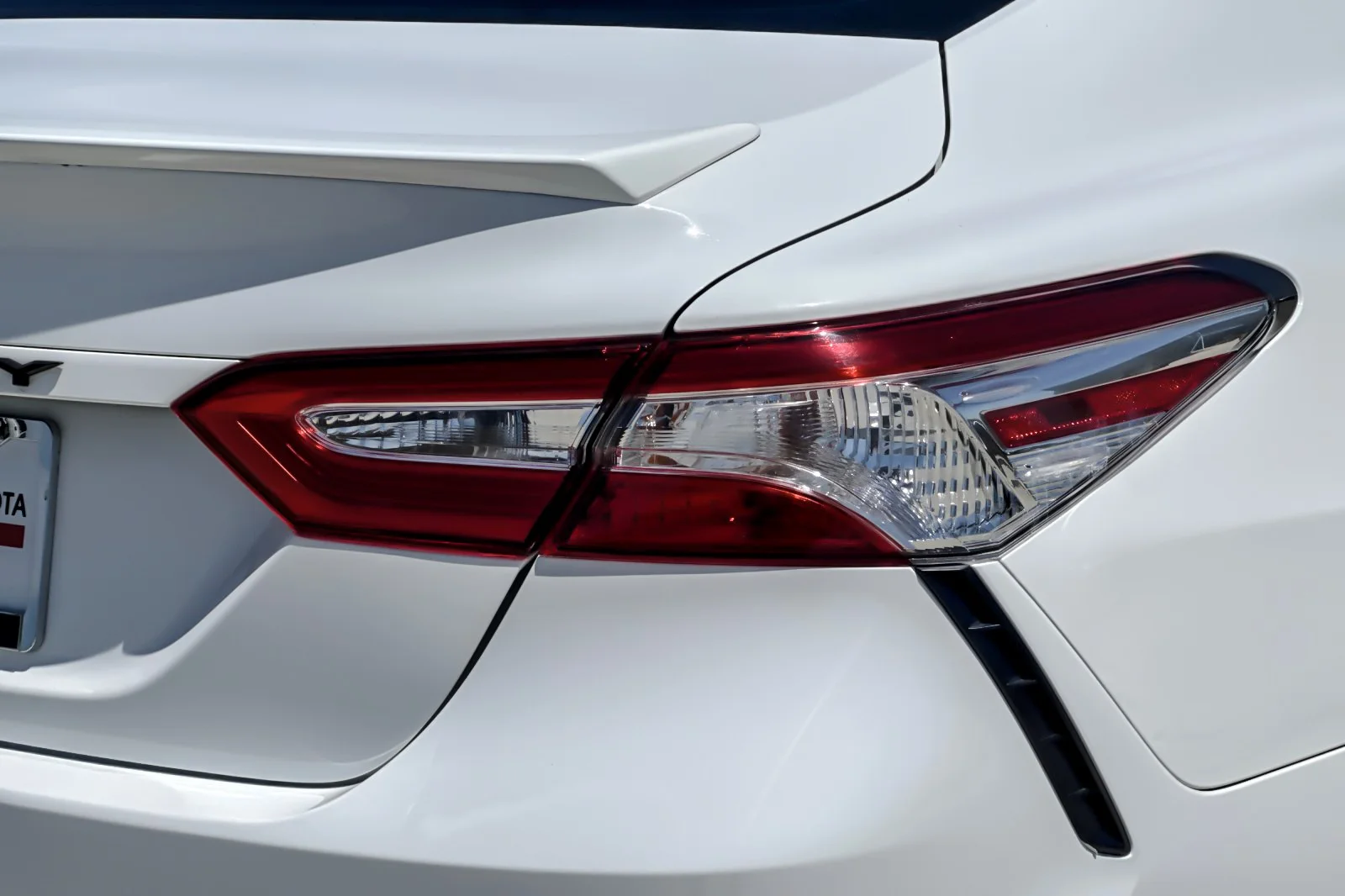 Certified Used 2020 Super White Toyota SE image 24