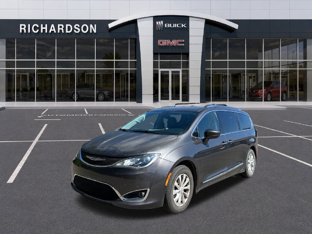 2019 Chrysler Pacifica Touring L