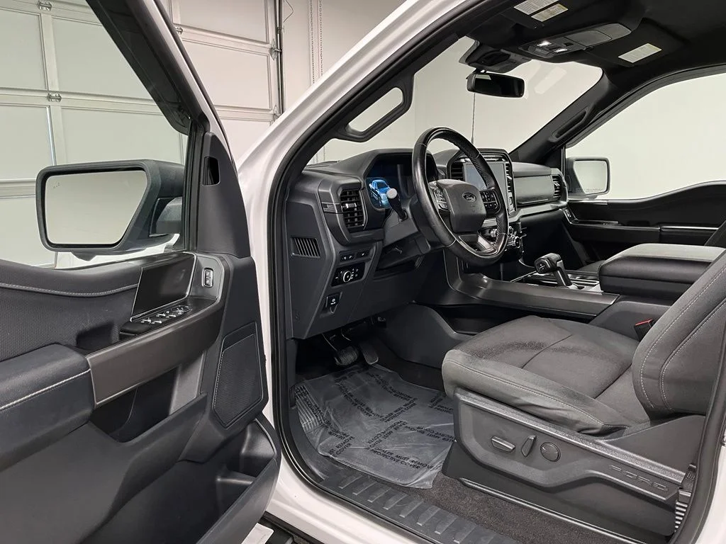 Used 2024 White Ford XLT image 20