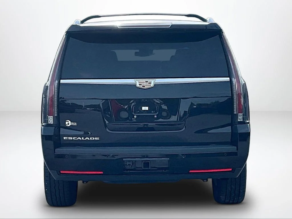 Used 2019 Black Cadillac Premium Luxury image 5