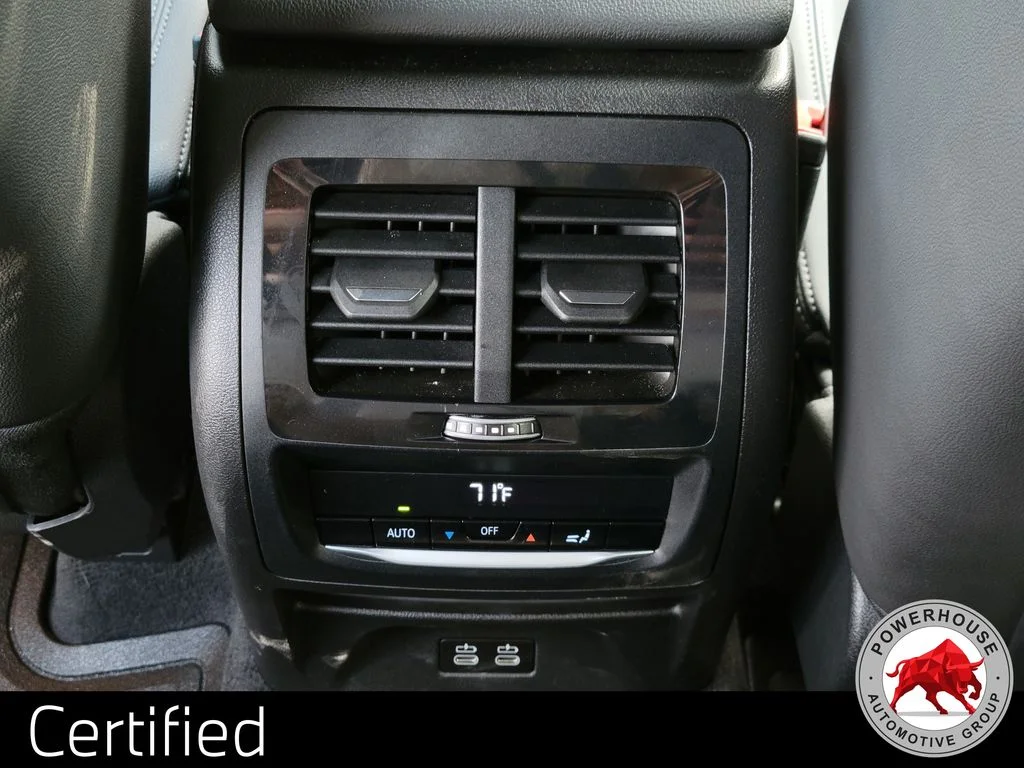 Used 2023 Gray BMW xDrive30i image 17