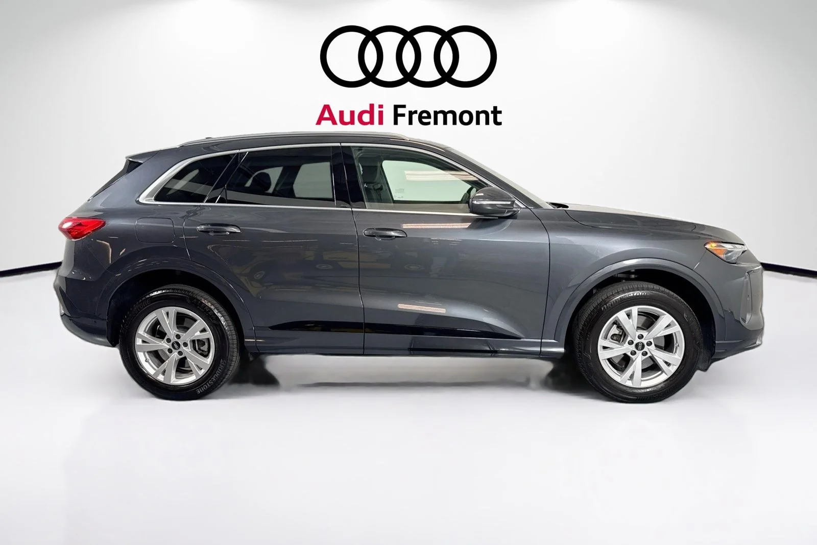 Used 2025 Tambora Gray Audi Premium image 4