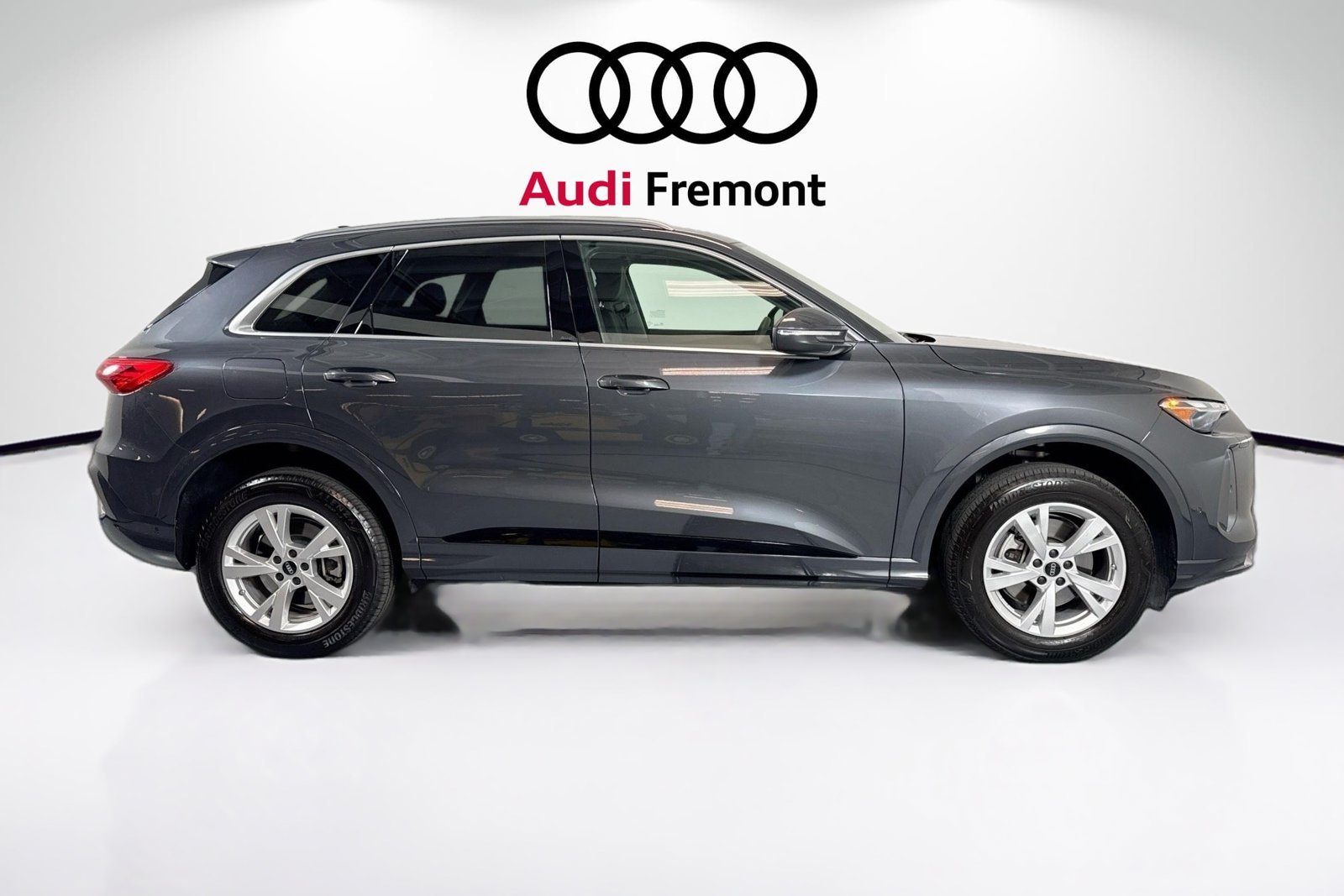 Used 2025 Tambora Gray Audi Premium image 4